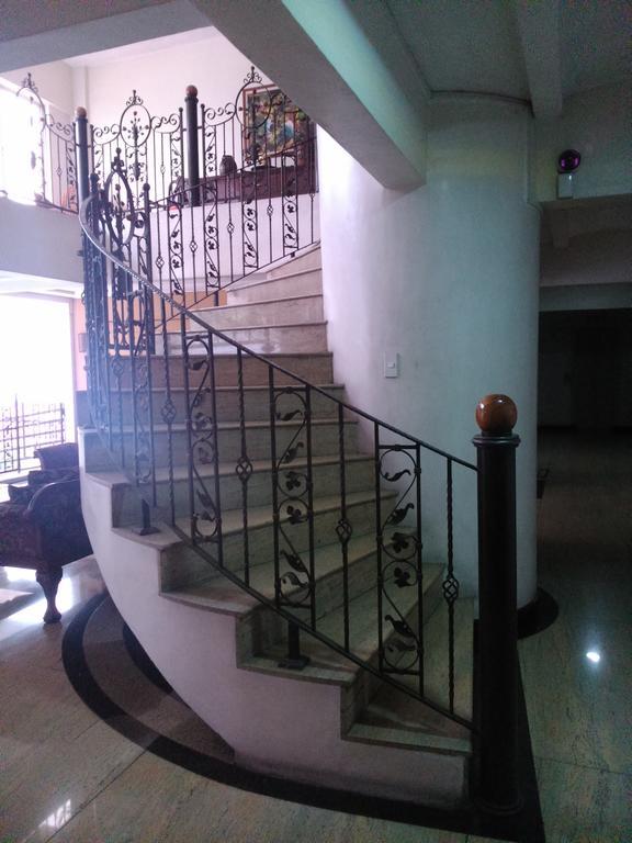Casa Nicarosa Hotel And Residences Manila Esterno foto