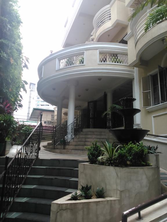 Casa Nicarosa Hotel And Residences Manila Esterno foto