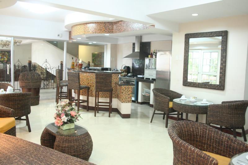 Casa Nicarosa Hotel And Residences Manila Esterno foto