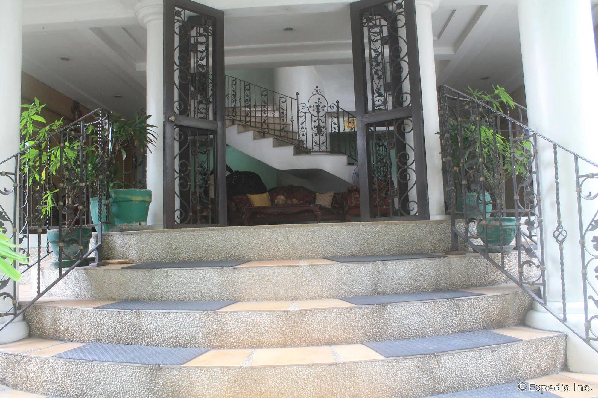 Casa Nicarosa Hotel And Residences Manila Esterno foto